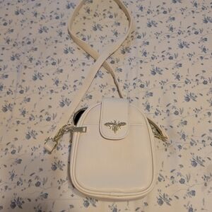 Elegant White Crossbody Bag